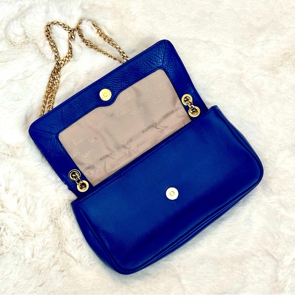 Leather Bag w/ Adjustable Gold Chain Strap - Picture 8 of 16